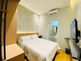 Keenan Living Seturan