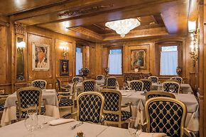 Càdor Hotel