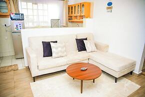 Lux Suites Father's Hub Apartments