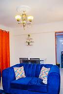 Lux Suites Father's Hub Apartments