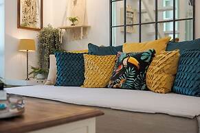 Porto Sereno Andros Suites