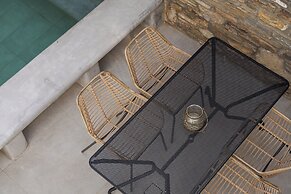 Porto Sereno Andros Suites