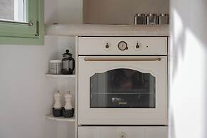 Porto Sereno Andros Suites