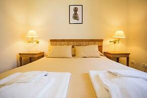 Mira-mare Apartments & Suites