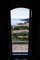 Mira-mare Apartments & Suites