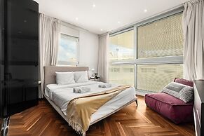 Rooftop Jacuzzi Penthouse by Sea N' Rent