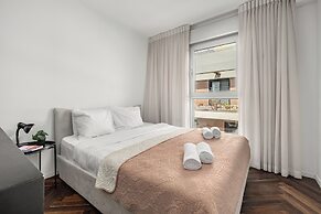 Rooftop Jacuzzi Penthouse by Sea N' Rent