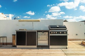Rooftop Jacuzzi Penthouse by Sea N' Rent