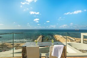 Rooftop Jacuzzi Penthouse by Sea N' Rent