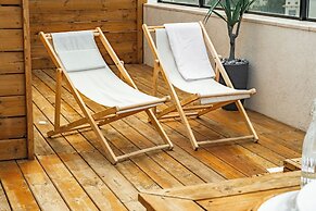 Pool & Jacuzzi Penthouse by Sea N' Rent