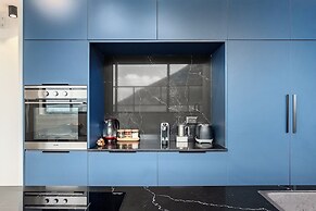 Pool & Jacuzzi Penthouse by Sea N' Rent