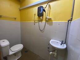 OYO 91065 Hotel De Anjung