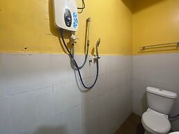 OYO 91065 Hotel De Anjung