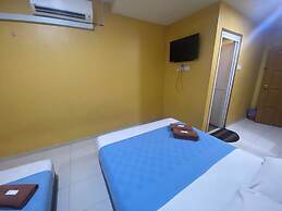 OYO 91065 Hotel De Anjung