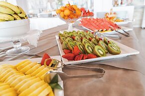 Rouge Hotel International