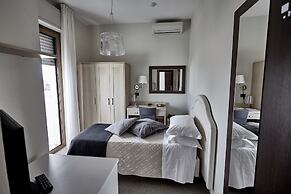 Rouge Hotel International