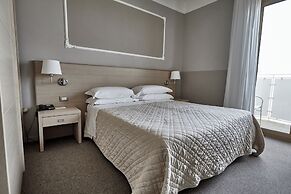 Rouge Hotel International