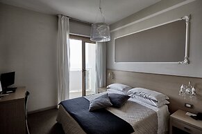 Rouge Hotel International