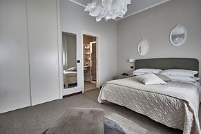 Rouge Hotel International