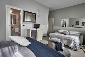 Rouge Hotel International