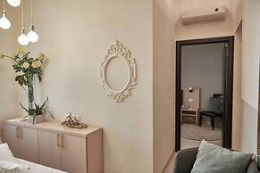 Rouge Hotel International