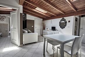 Rouge Hotel International