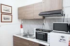 Cozy apt near Stavros Niarchos Park