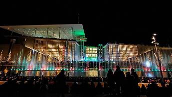 Cozy apt near Stavros Niarchos Park