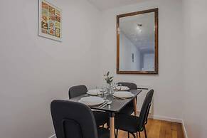 Charming Apartment in Montparnasse