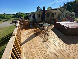 Country Bliss - Pool Spa Nature s Playground Pool IS Open