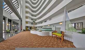 Beachfront 3 Bed Condo Daytona Beach Shores FL