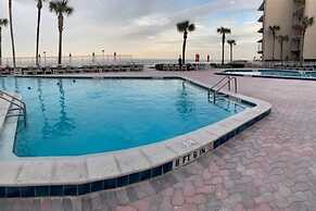 Oceanfront 2 bed Condo in New Smyrna Beach FL
