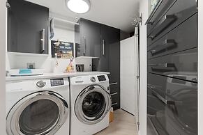 Beachfront 3 Bed Condo Daytona Beach Shores FL