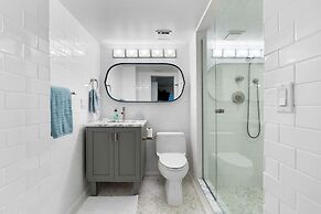 Beachfront 3 Bed Condo Daytona Beach Shores FL