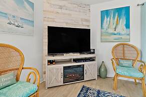 Oceanview 3 Bedroom Condo New Smyrna Beach FL