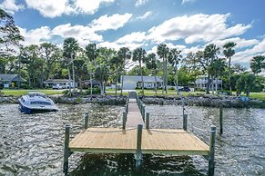 Waterfront 4 Bed House Daytona Beach FL