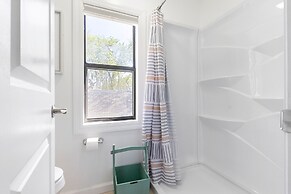 Waterfront 4 Bed House Daytona Beach FL