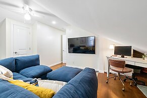 Waterfront 4 Bed House Daytona Beach FL