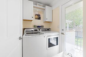 Waterfront 4 Bed House Daytona Beach FL