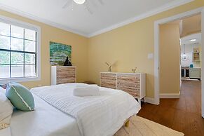 Waterfront 4 Bed House Daytona Beach FL