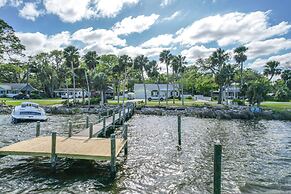 Waterfront 4 Bed House Daytona Beach FL