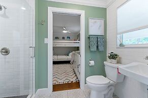 Waterfront 4 Bed House Daytona Beach FL