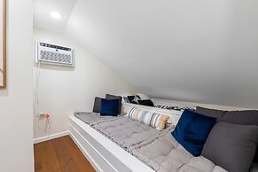 Waterfront 4 Bed House Daytona Beach FL