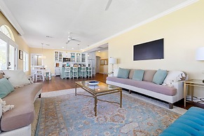 Waterfront 4 Bed House Daytona Beach FL