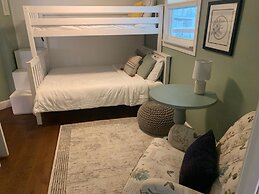 Waterfront 4 Bed House Daytona Beach FL