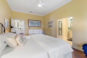 Waterfront 4 Bed House Daytona Beach FL