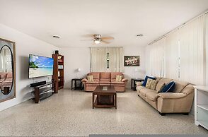 Beach House 3 bed 2 Bath in Ormond Beach FL