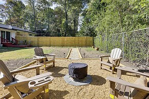 Modern Retreat w/ Fire Pit Near Harrison Bay!