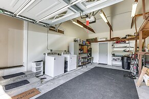 Home w/ 2 Decks - 2 Mi to Lake Gregory Dog Park!