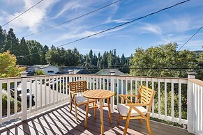 Home w/ 2 Decks - 2 Mi to Lake Gregory Dog Park!